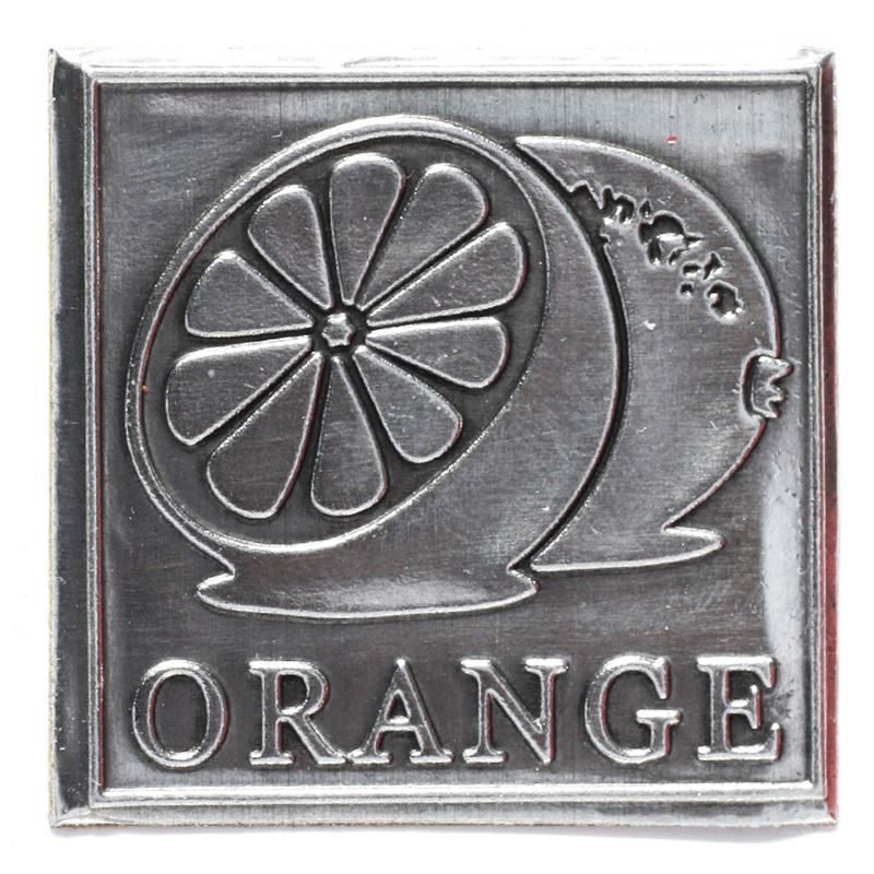 Tin silt „Orange“, ruudukujuline, metall, hõbedane Tin silt „Orange“, ruudukujuline, metall, hõbedane